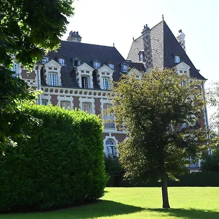 Beautiful In A Castle In * Deauville