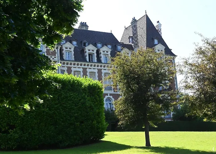 Beautiful In A Castle In * Deauville