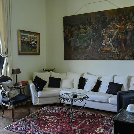 Appartement Beautiful In A Castle In *